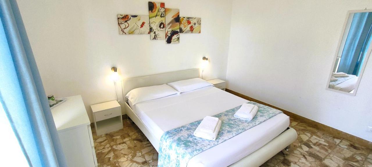 B&B Colle Dei Fiori Каляри Екстериор снимка